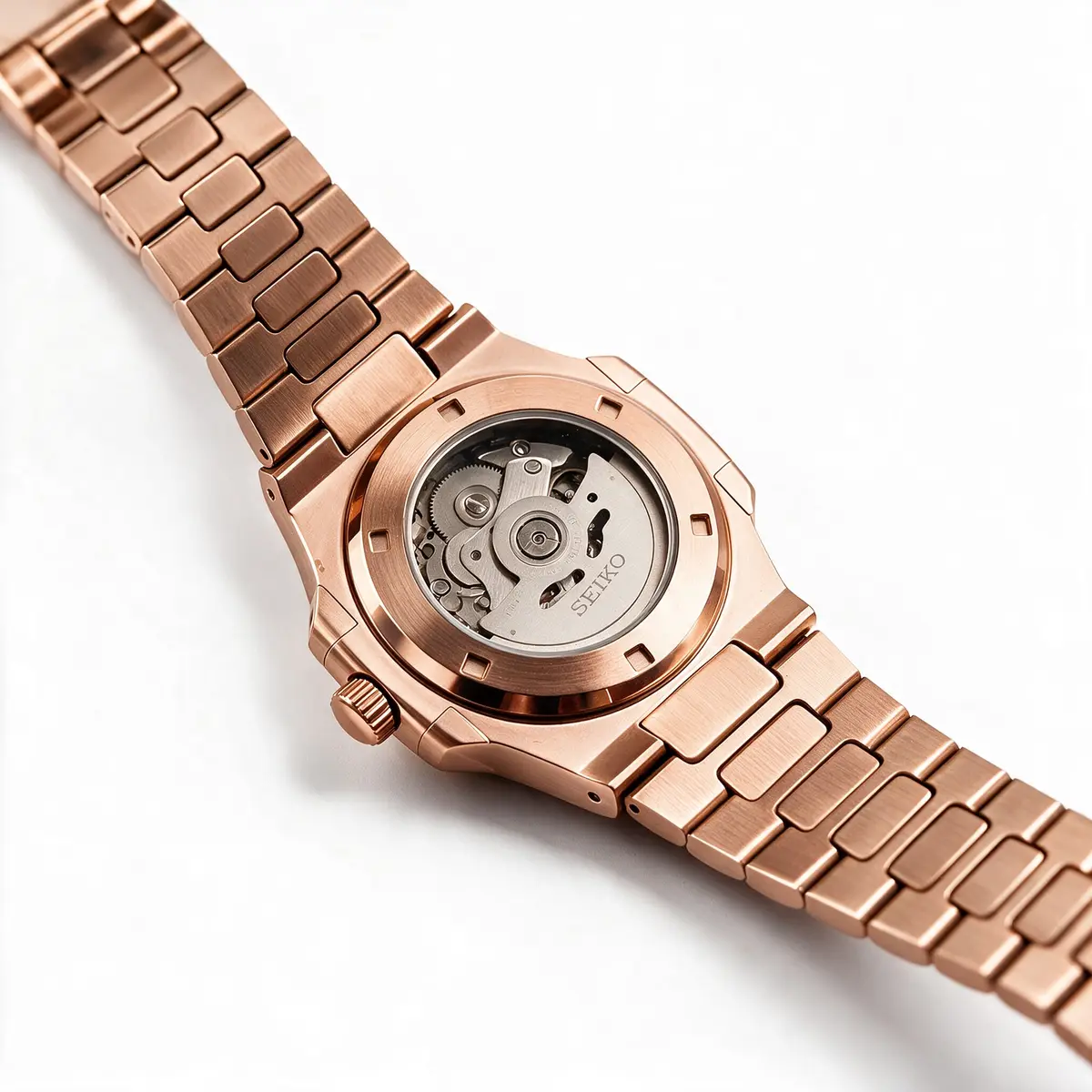 Seiko Mod Uhr NAUT MOD – ROSÉGOLD – SCHWARZ (OFFENES HERZ) – Gehäuseboden Roségold – MedoMods